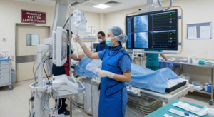 Kateter Laboratuvarı (Cath Lab) Hemşiresi