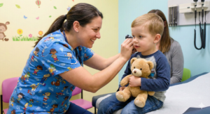 Pediatri Hemşiresi  (Pediatric Nurse)